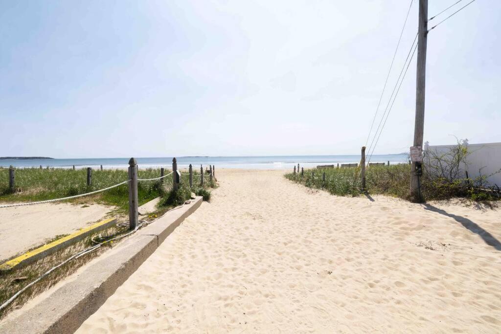 Steps From The Sandy Beach! Seashell Apartment โอลด์ออร์ชาร์ดบีช ภายนอก รูปภาพ